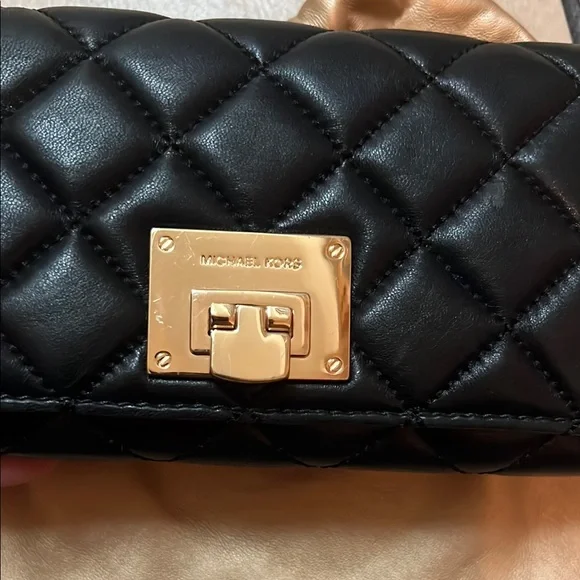 Michael Kors Black Quilted Wallet with Gold Clasp - Picture 4 of 11